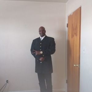 Meet your Posher, Geno